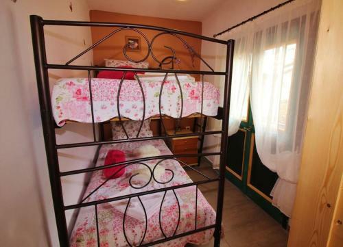 Eygenias House