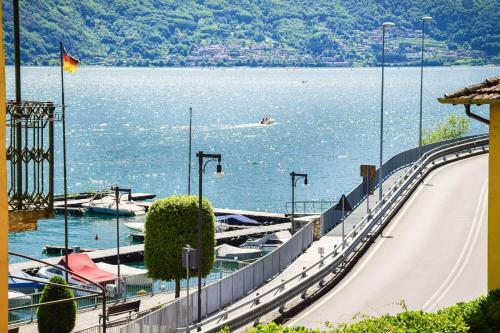 Apartamento Hidden Terrace With Lake View