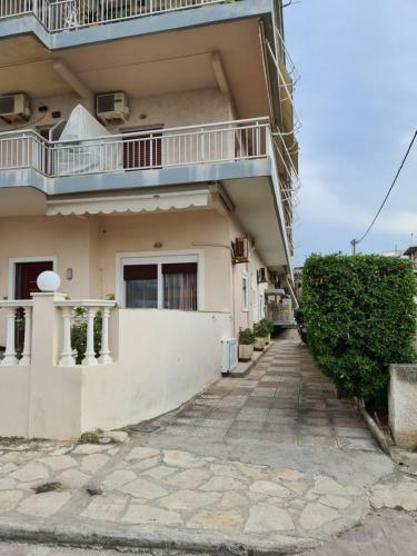 Seaside Apartments In Xilokastro