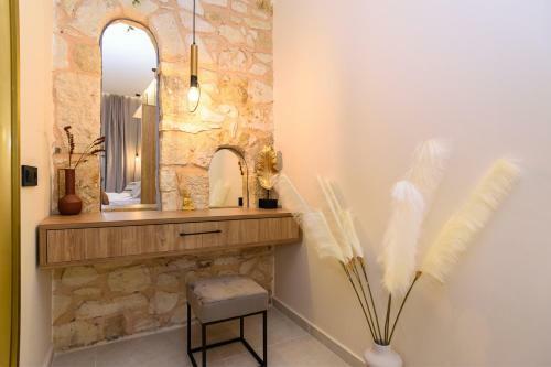 Teo Apartments