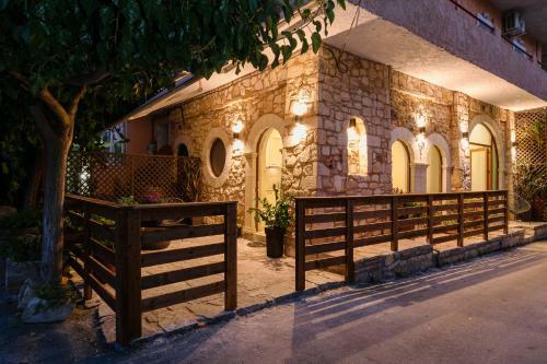 Teo Apartments