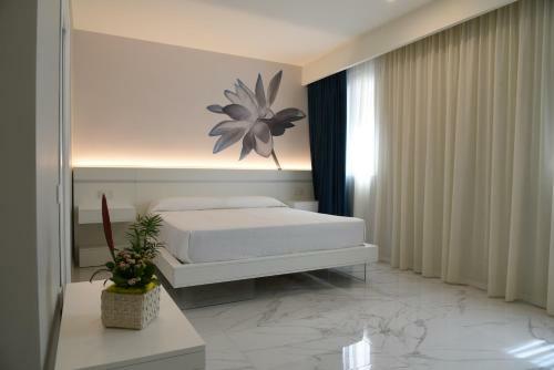 Demsi Palace Hotel & Restaurant