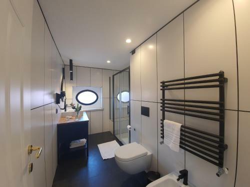 Hostal Belu - Fondi Holiday Rooms