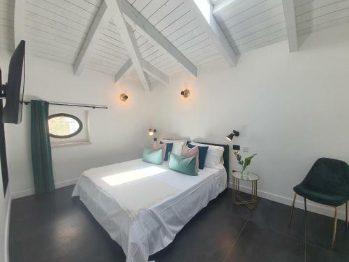 Hostal Belu - Fondi Holiday Rooms