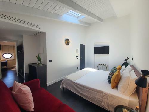 Hostal Belu - Fondi Holiday Rooms