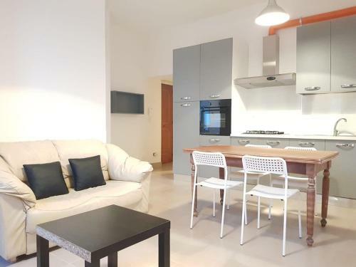 Apartamento Luccy - Appartamento 4/6 Posti A 600 Mt Dal Centro