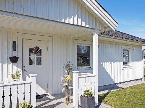 Holiday Home K�pingsvik VI