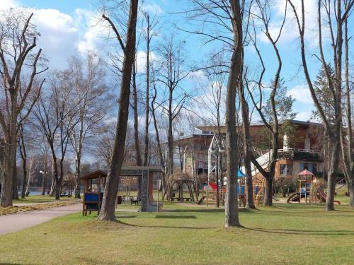 Apartament Jezioro W Sercu Ostr�dy