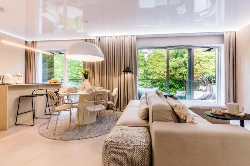 Apartament Nad Jeziorem Turystyczna # 17