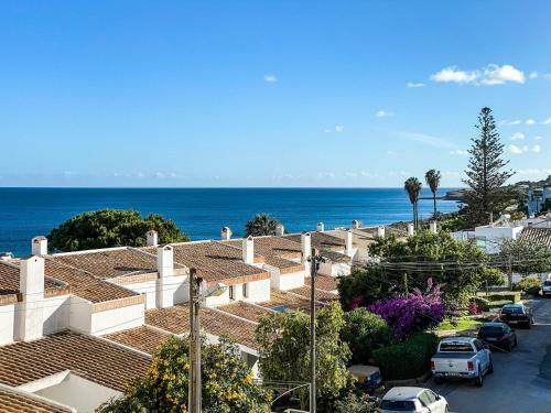 Balcony W Seaview - 1 Bed Apart