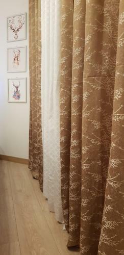 Elegant And Cozy Classic Room