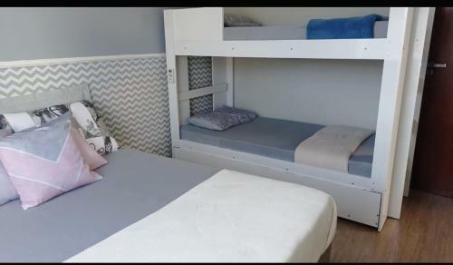 Luxuosa Casa Com Piscina Em S�o Francisco Do Sul