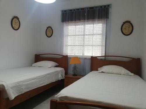 Hostal Guesthouse Tavira Moura