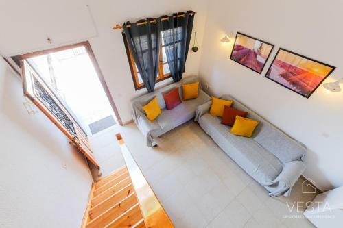 Ilios Loft Apartment With Sea Views, 200m From Beach