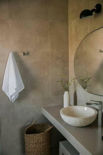 Lourdas White Villa