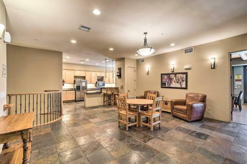 Apartamento Luxurious Santa Fe Retreat With Community Pool!