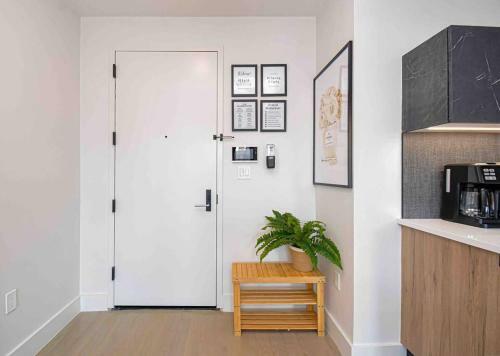 Apartamento 510/512 Brooklyn Luxury Duplex (2 Apts) Pets & Parking!