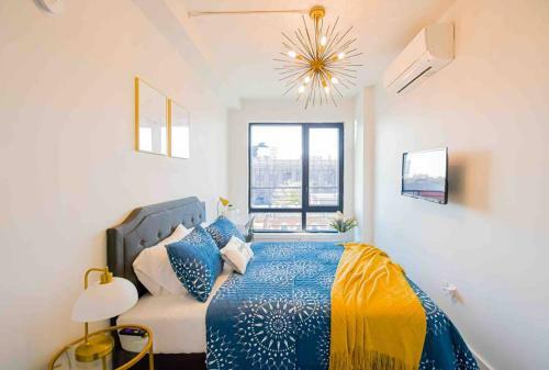 Apartamento 510/512 Brooklyn Luxury Duplex (2 Apts) Pets & Parking!