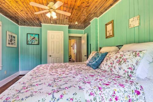Lake Lure Cottage With Entertainment Backyard!
