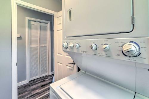New Bern Abode With Yard About 2 Mi To Neuse River