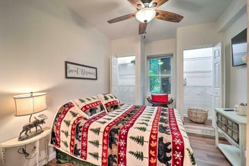 Charming Newland Apartment With Deck And Fire Pit