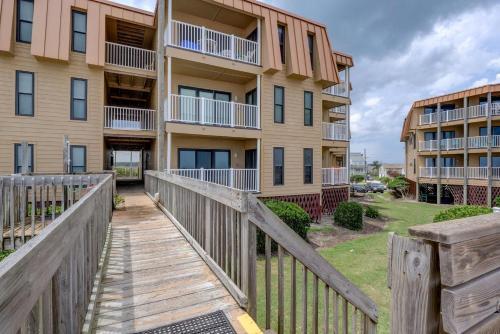 Apartamento 2br 1ba Beachfront Condo Pool Views Sleeps 4