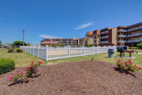 Apartamento 2br 1ba Beachfront Condo Pool Views Sleeps 4