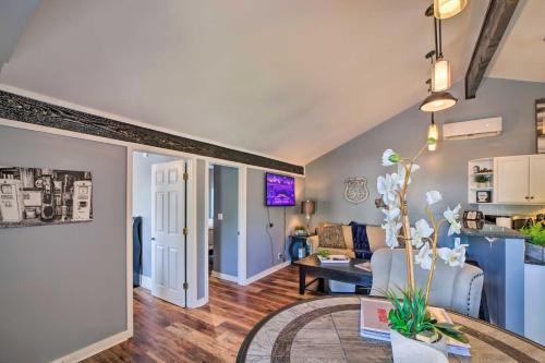 Evolve Calming Tulsa Home, Half Mi To Cherry St!