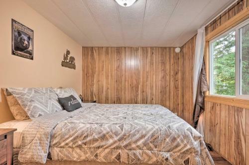 Brookings Home With Sauna, Half Mi To Harris Beach!