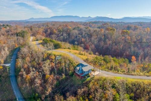 Sevierville Home With Mountain And Lake Views!