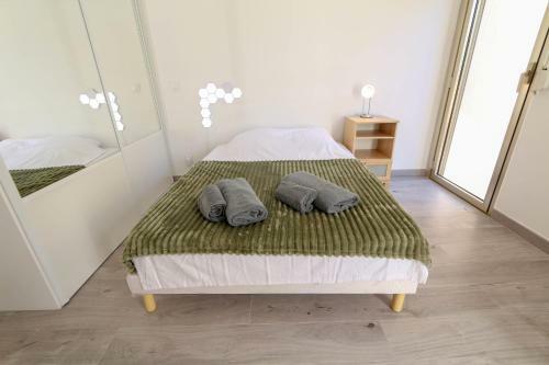 Apartamento AC Appartment With Terrace Parking And Pool- Benakey