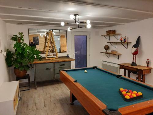 Apartamento Charmant Logement Avec Terrasse Et Billard