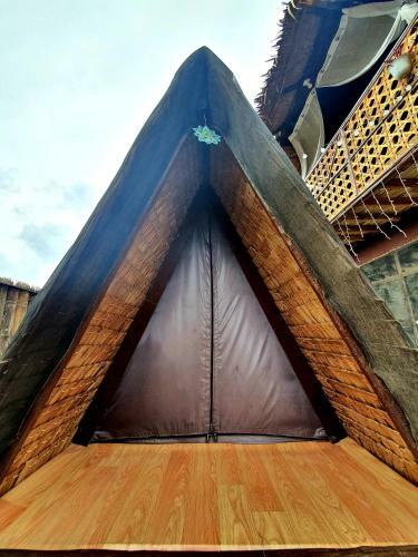 Lodge Calatagan's Bahay Kubo