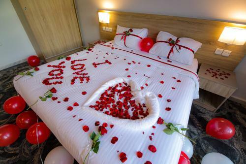 Hotel Laten Suites Al Salim Plaza