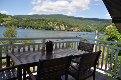 Apartamento Villa Pliva Lake 3