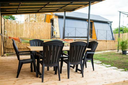 Hostal Glamping House Two Rivers