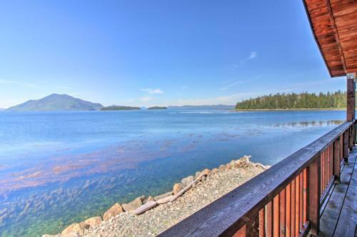 Apartamento Waterfront Apt With Mtn View, Walk Into Town!
