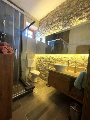 Kostela Stone House