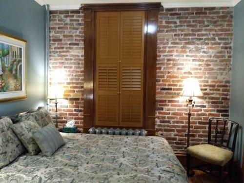 Hostal Vieux-old Farnham Appart Condotel1