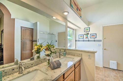 Maricopa Family Home With Private Pool And Spa!