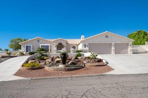 New! Lake Havasu Oasis W/ Custom Pool & Spa-
