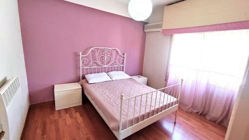 Andri's Spacious Apartment Near The Beach