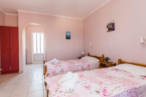 Anemomylos Studios & Apartments