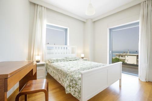 Villa Bay's Balcony Verga