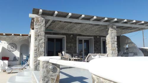 Feroniki Mykonos