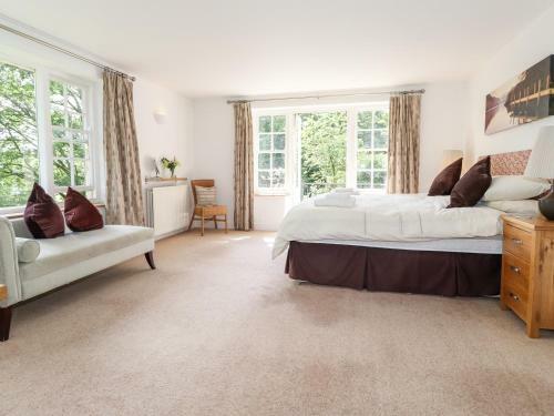 Huntingstile Lodge
