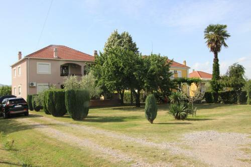 Apartman Na Rijeci Cijevni