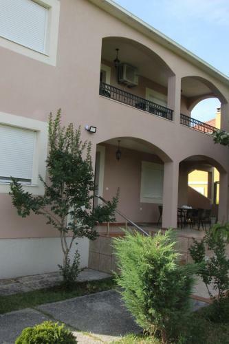 Apartman Na Rijeci Cijevni