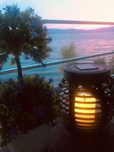 Sunrise Beach Deluxe Apartment