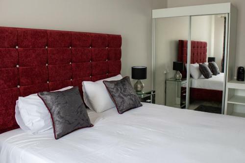 Hostal 100 Boutique Living